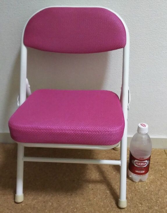 変型性股関節症を患いパイプ椅子を使用していたお客さま
