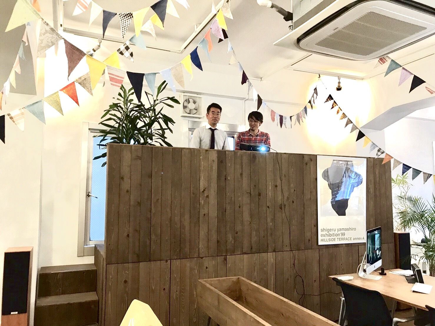 4mのDJブースがあるオフィス