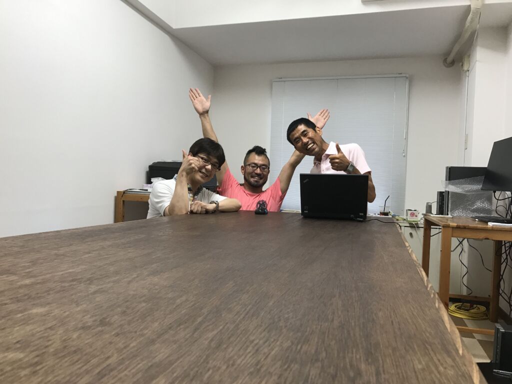一生使える特大ワークテーブルを製作して納品してきました。のイメージ