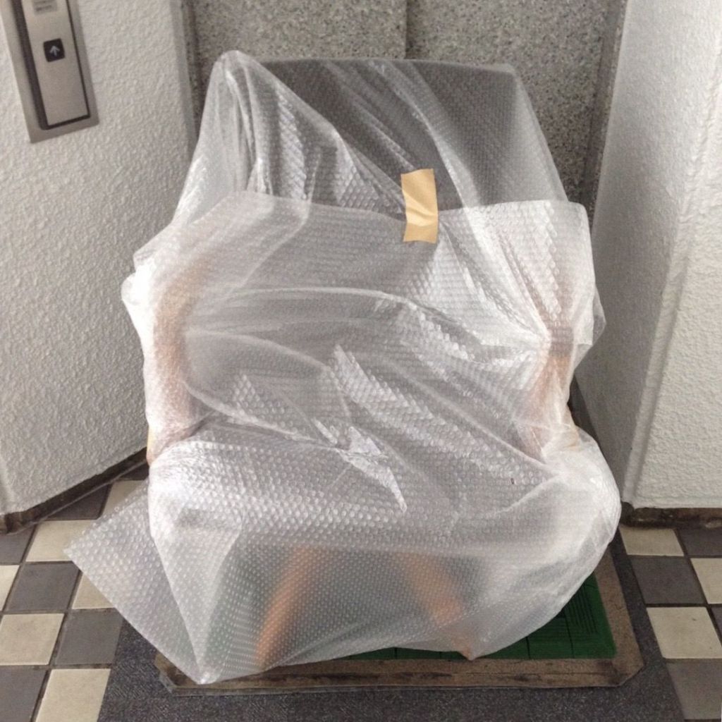 リメイクしたレトロチェアの納品
