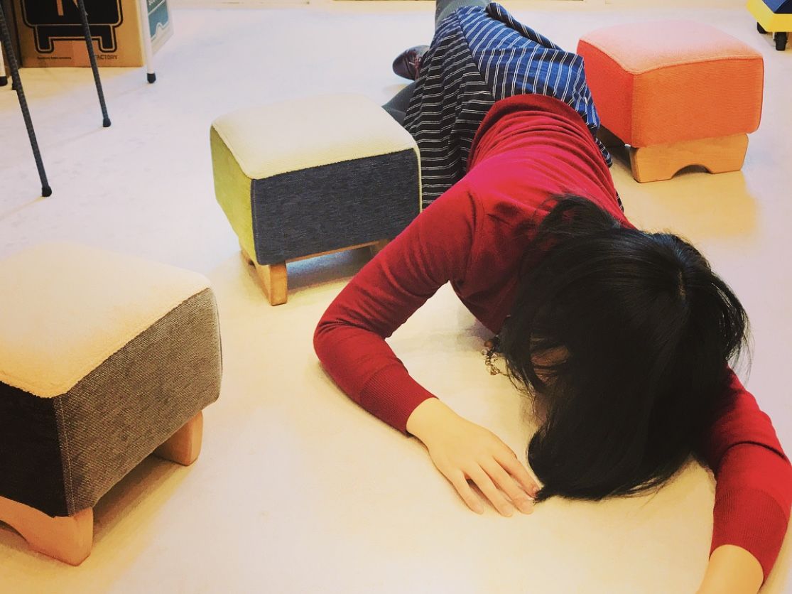 落としちゃいけない！落としちゃならない！でも、でも、デモモシモ…のイメージ