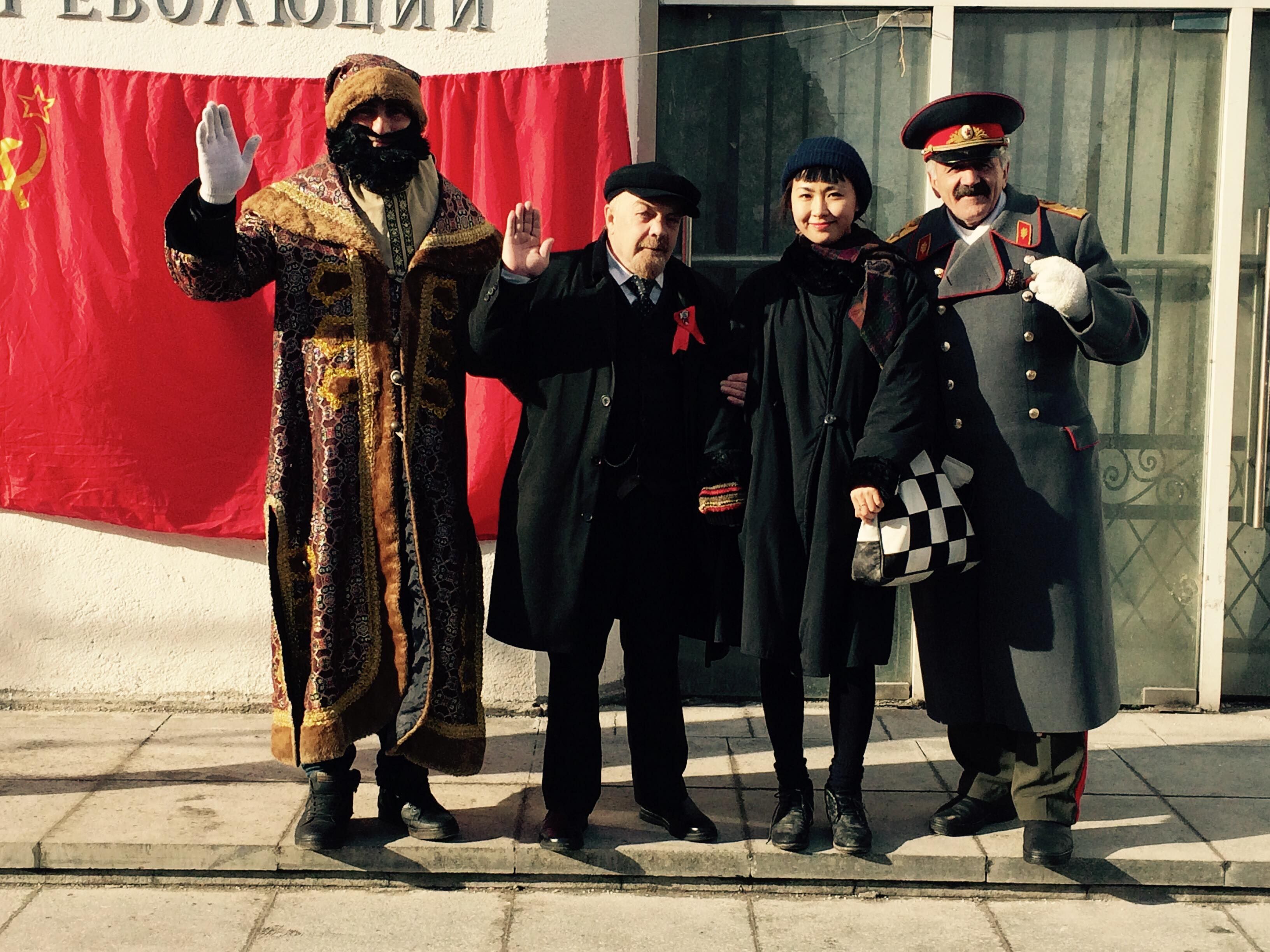 ロシアからのオファー。現代芸術家の一時帰国。バビロンからの要請。のイメージ