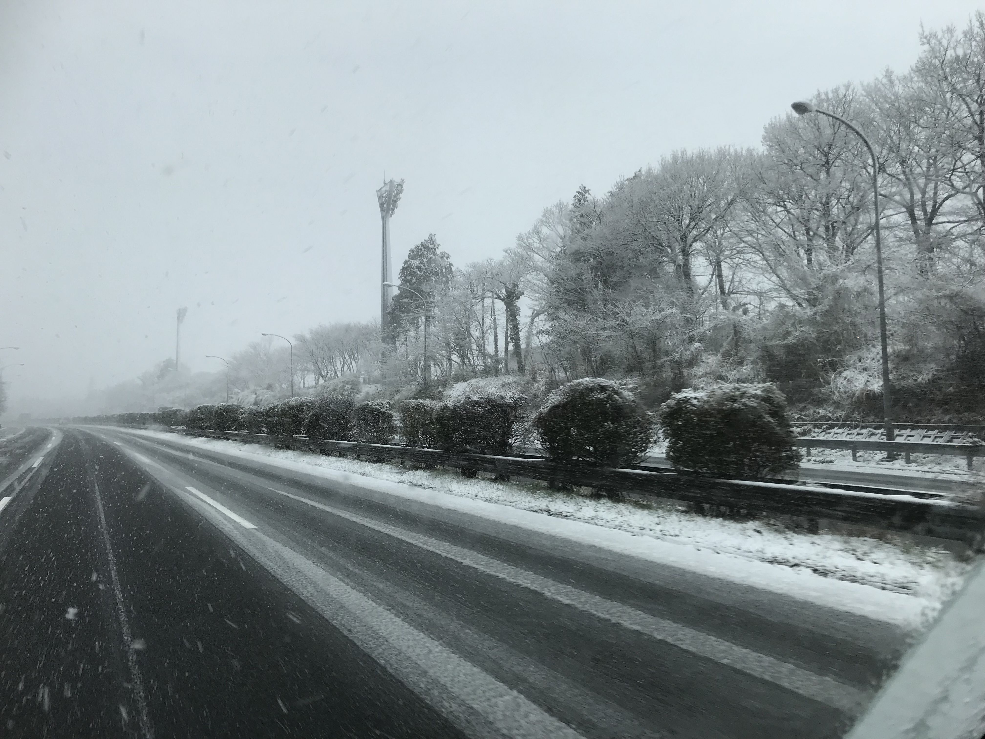嘉瀬駅405展へ『扉ノムコウ』を届けに…え？雪！？ドキドキ暴露。のイメージ