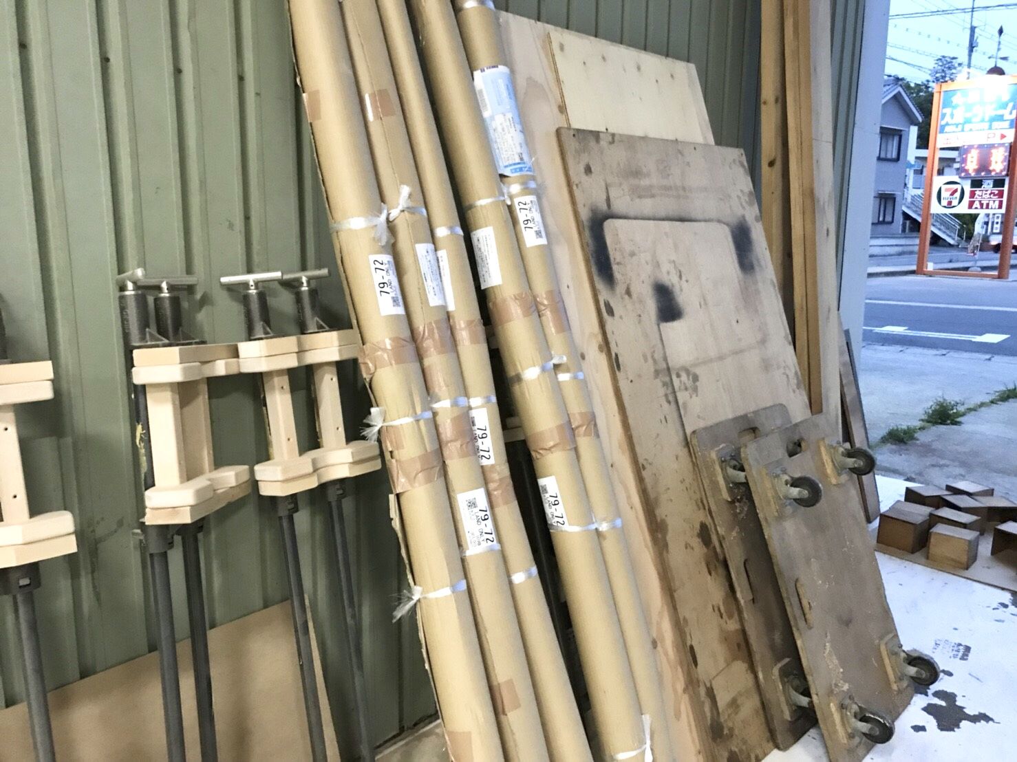 淡路島工房で製作作業にJoinです！そして夜はお楽しみのアレ〜♪のイメージ