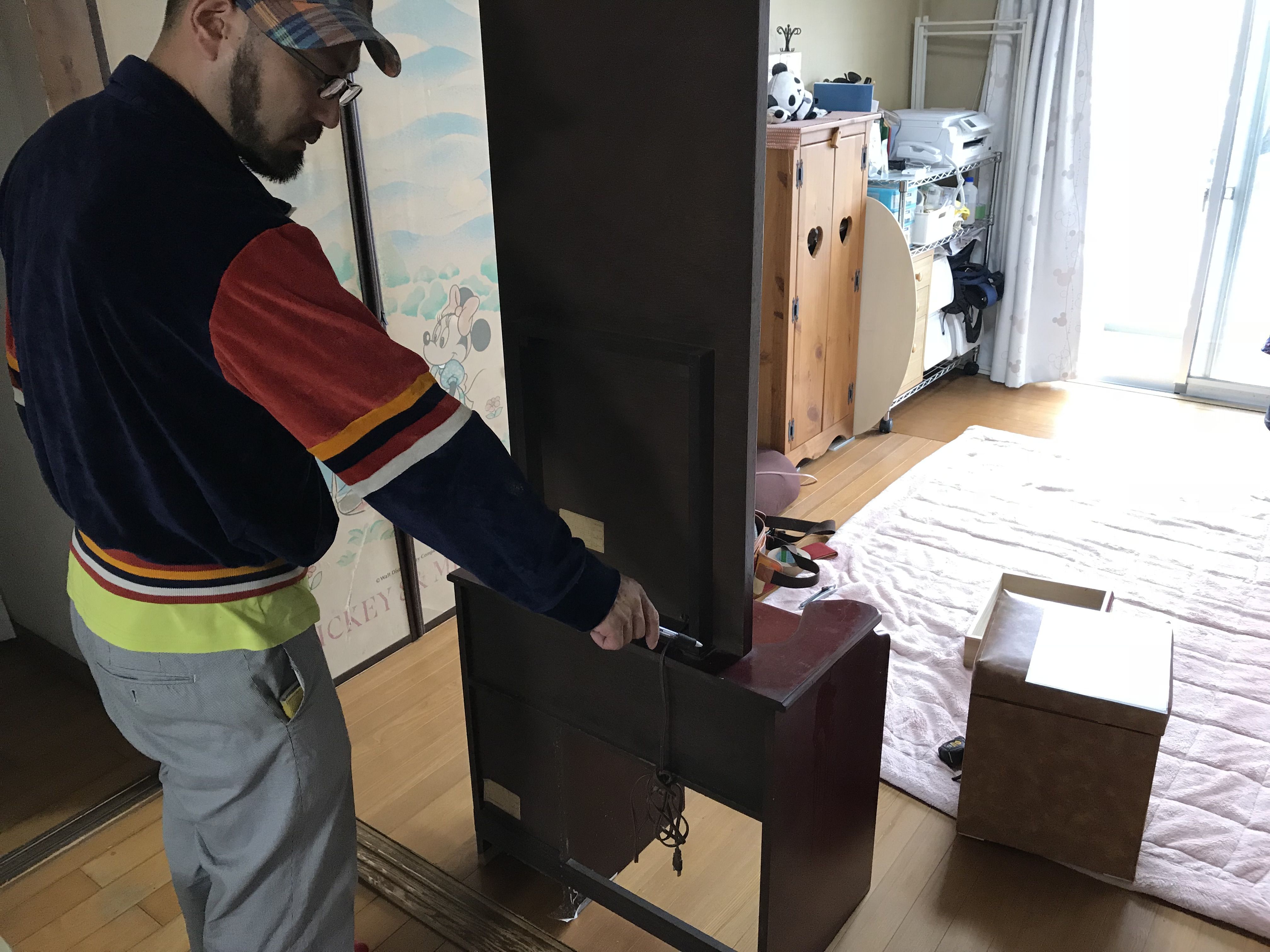 もうすぐお盆休み！帰省中に実家の古い家具のリメイク提案しませんか!?のイメージ