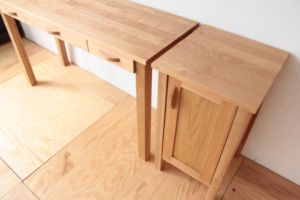 婚礼家具の洋服タンスをPCデスク＆デスク横キャビネットにリメイク！のイメージ