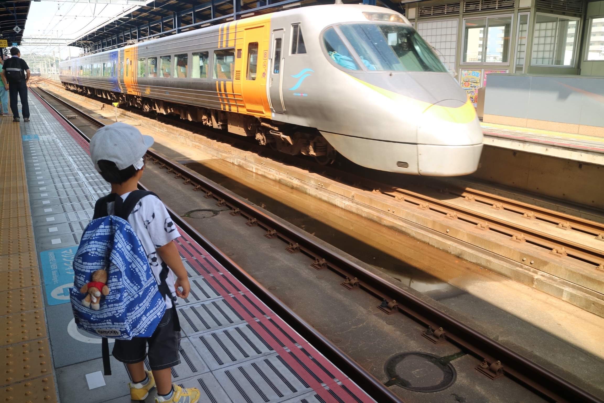 鉄道だけで四国一周旅！３日間で４県制覇で、ご当地電車を乗り尽くせ☆！