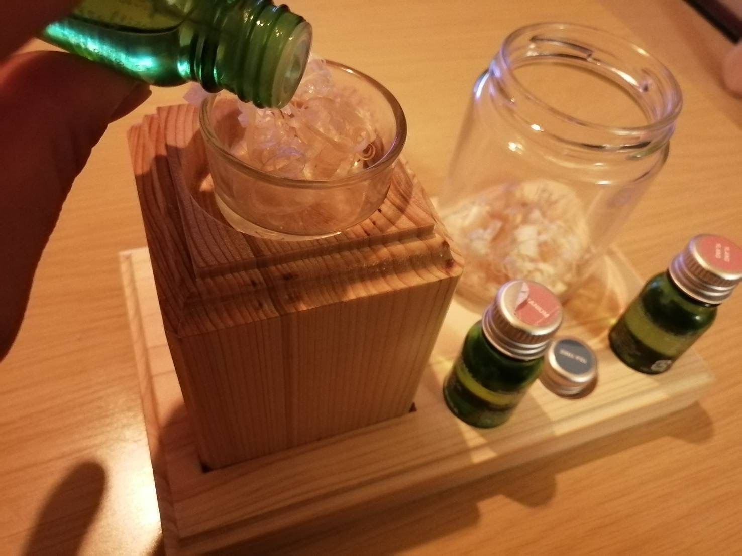 創作アロマディッシュで癒しのおうち時間♪カンナ屑がポイントです。