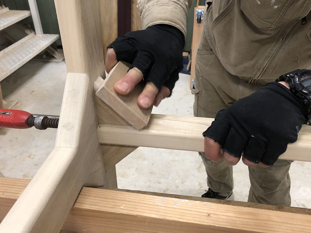 家具のバランスをみるため試作をしてから実作