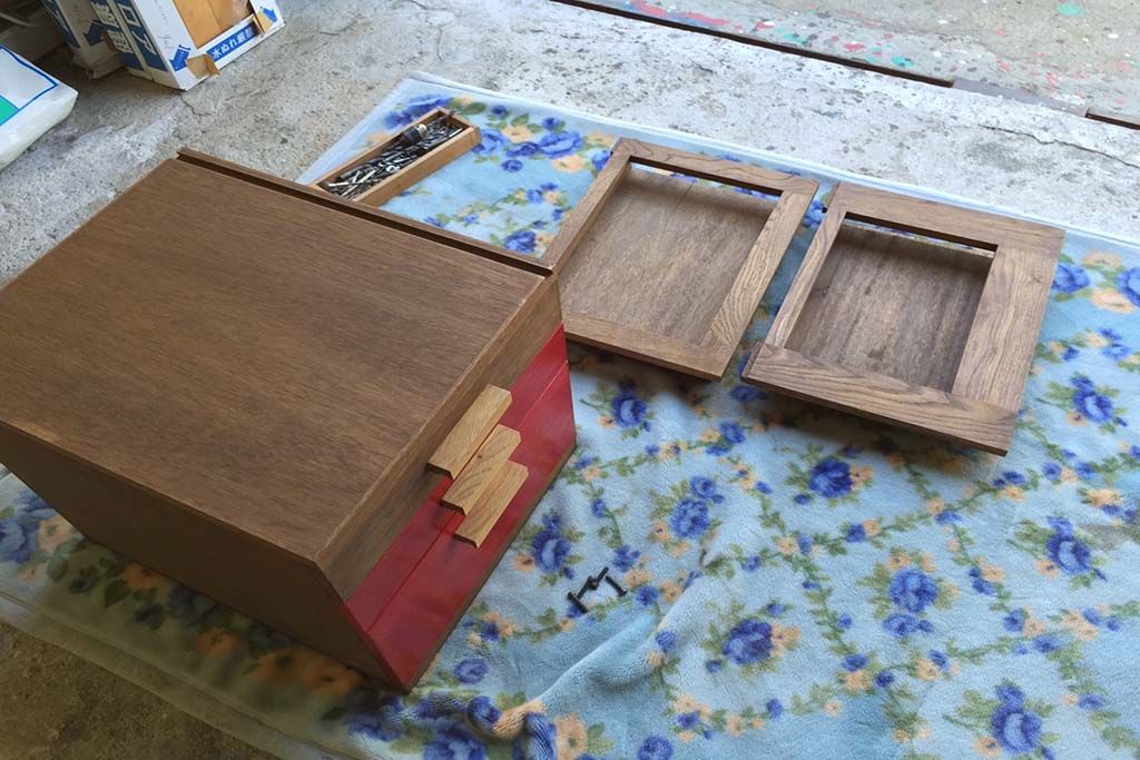 紙芝居ステージと収納棚をオーダー製作