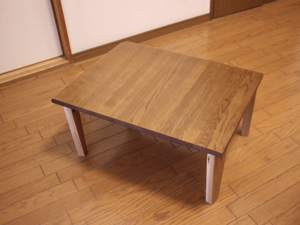 お客様宅に納品した学習机からリメイクしたコーヒーテーブル