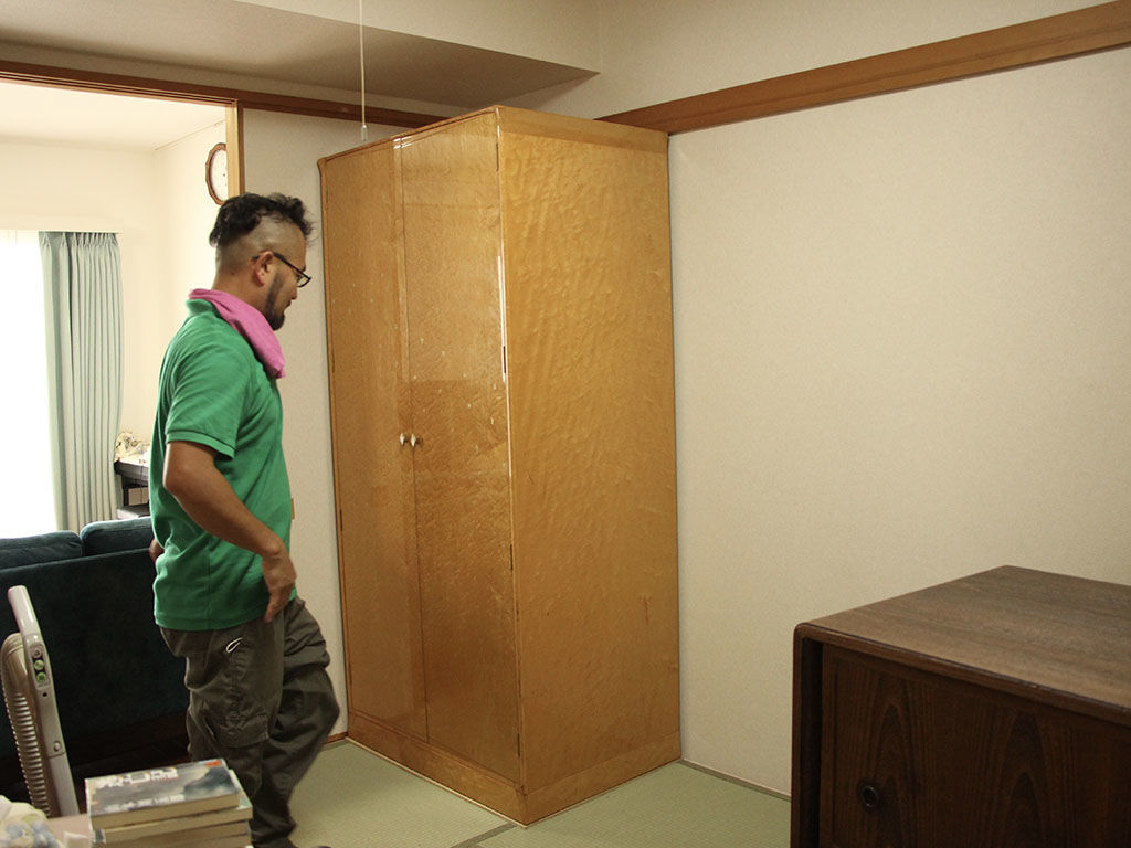 リサイズ後の婚礼タンスとお客様のご対面