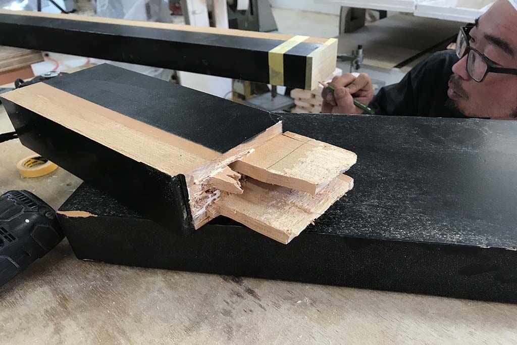 ダイニングテーブルをレストアとリサイズリメイク カット後ホゾ作り