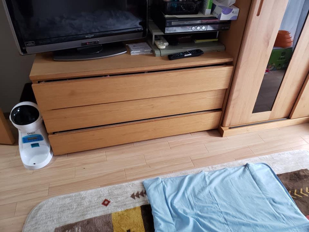 引き出しの開け閉めの具合が悪くなってしまったとご相談いただいたチェスト