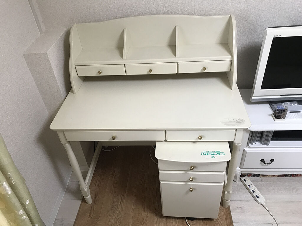 リサイズのご相談をいただいた学習机と上置き