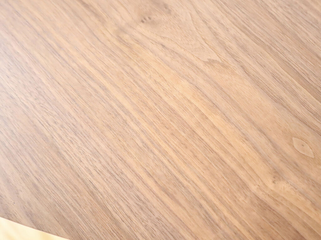 美しい色艶・木目で人気のウォールナット材