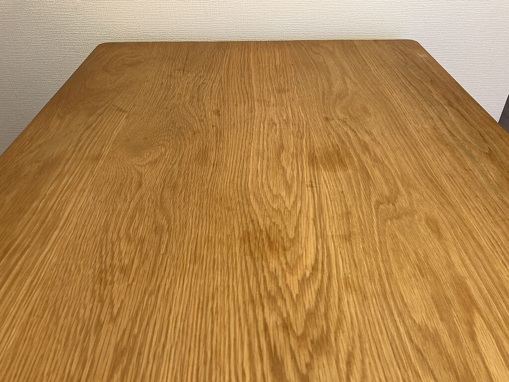 ランチョンマットやコースターを使っていても物をこぼしてできてしまった染み