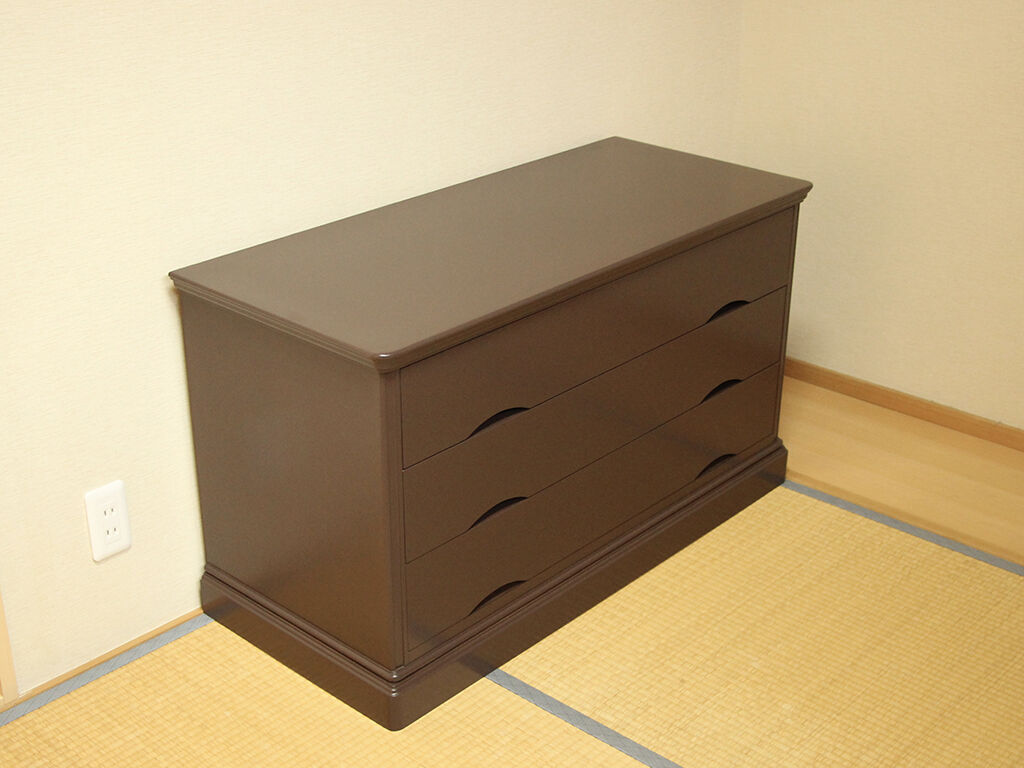 お客様宅に納品した整理タンスをリメイクしたチェスト