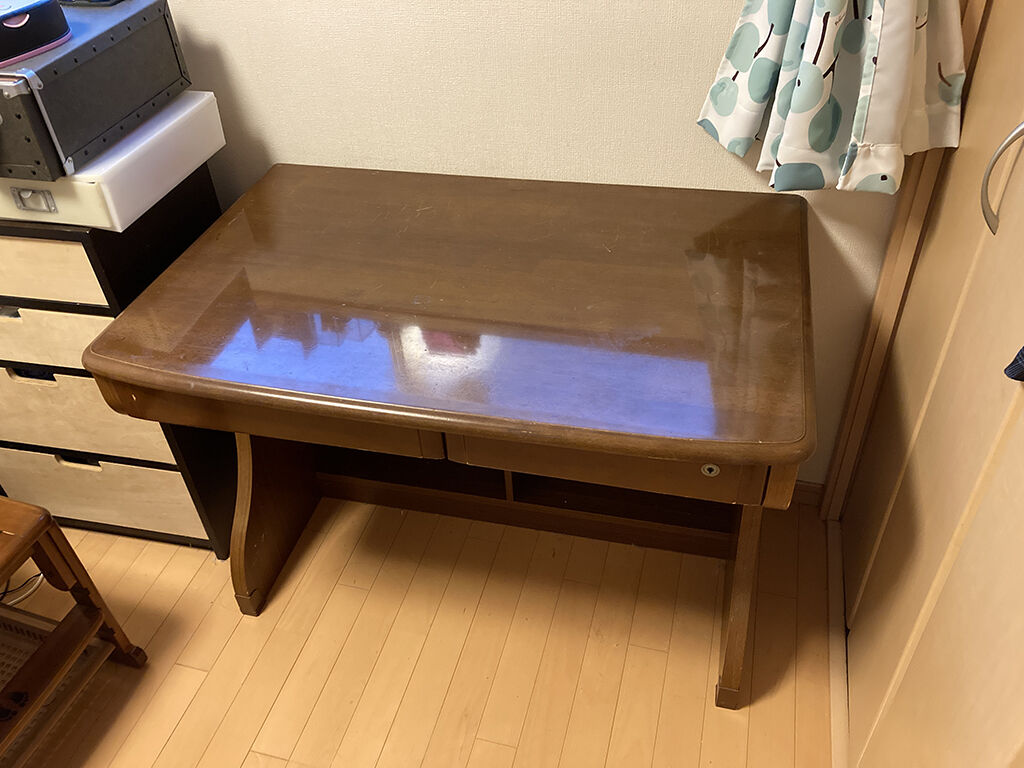 お客様が長年使われてきた学習机