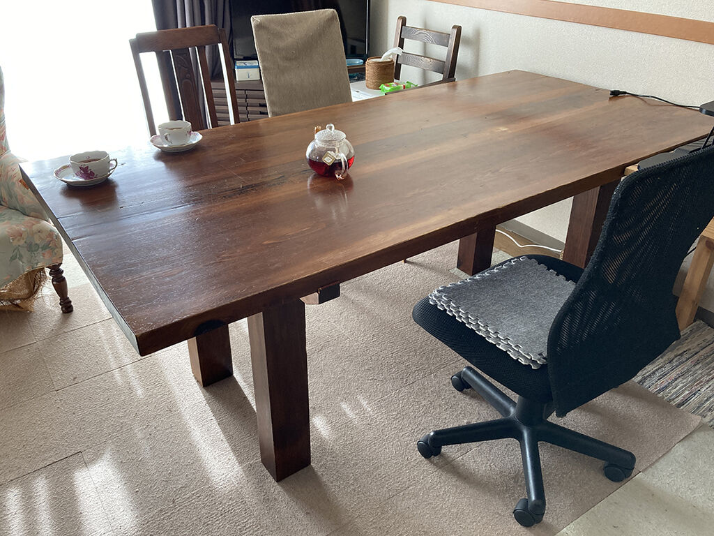 お客様のお家でテーブルリサイズのお打ち合わせ