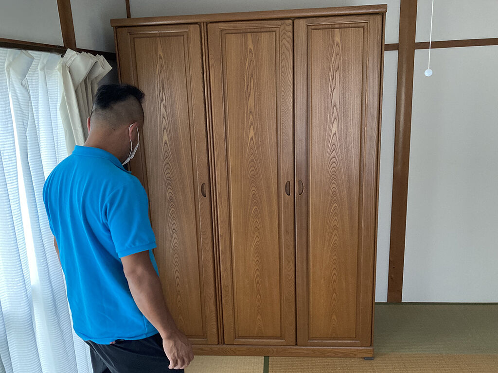 愛知県にお住まいのお客様からリメイクのご相談をいただいた婚礼タンス