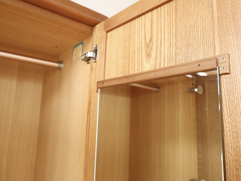 使い勝手を良くするためリメイクをご依頼いただいた洋服タンス
