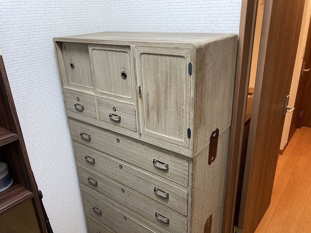 家具お引き取り時の桐タンス