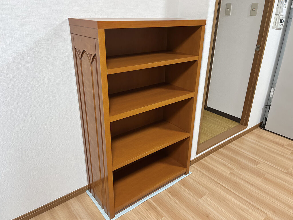 岡山のお客様のお家に納品させていただいたリメイク後の本棚