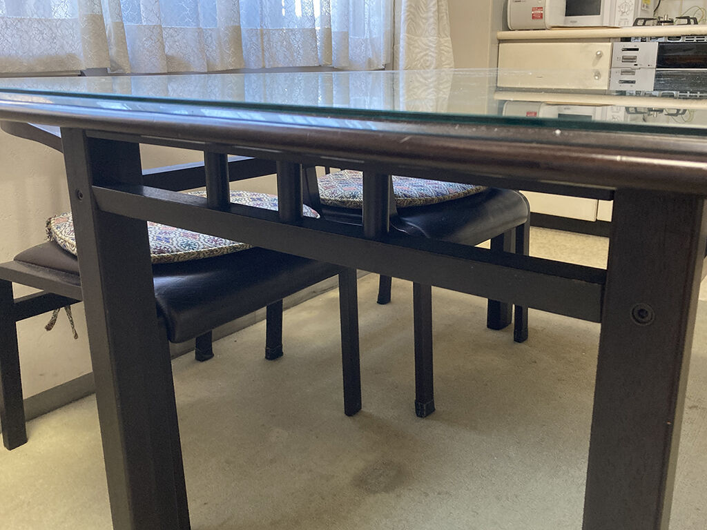 ダイニングテーブルの仕様
