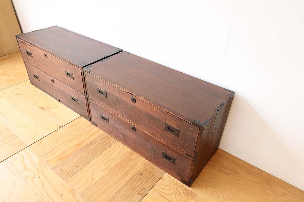 上下分割した下段の天面を全体の美装と合わせて塗装し、同じお色味になりました