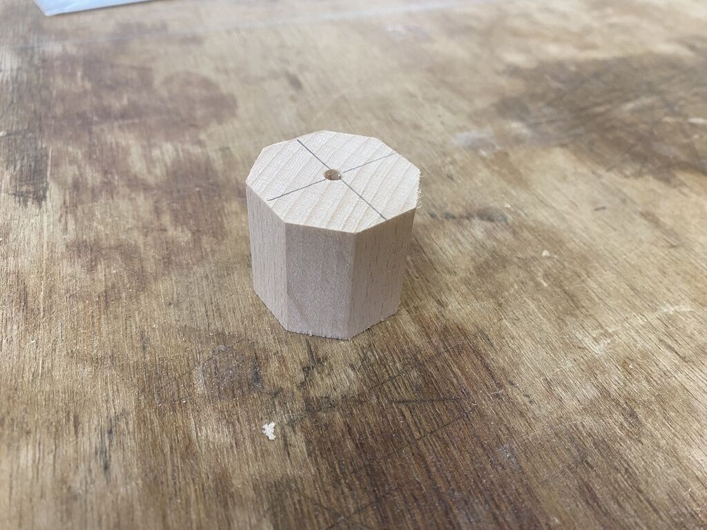 八角柱の木材