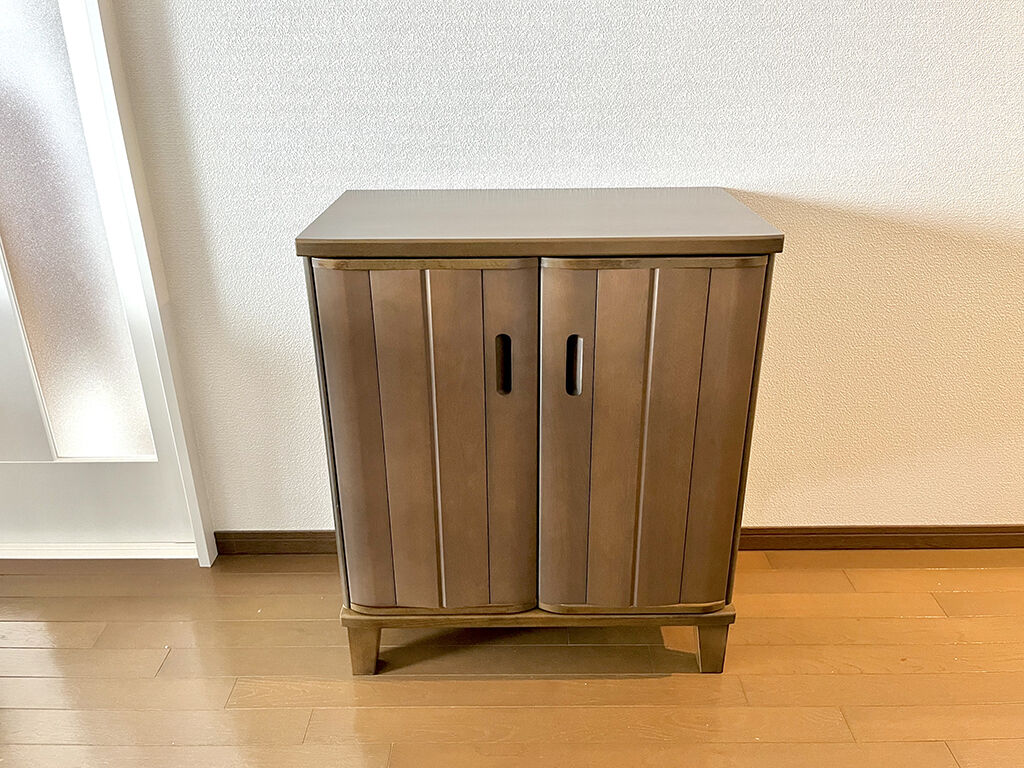 お客様のお家に納品したリメイク後のキャビネット