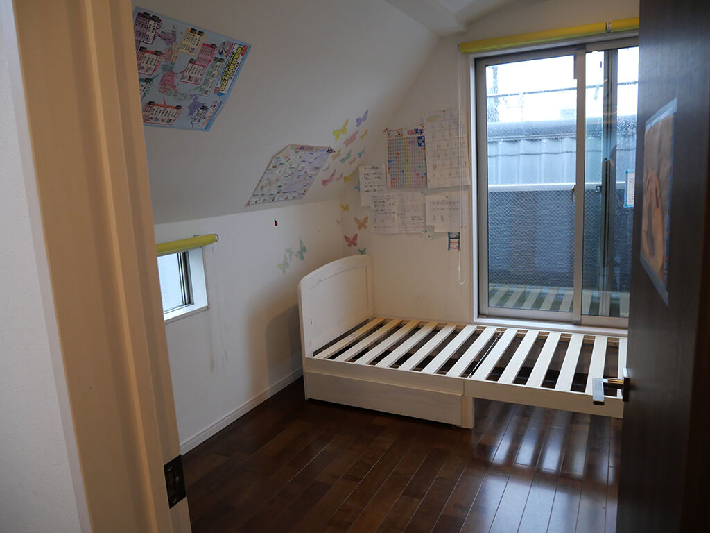 ベッドを設置するお部屋