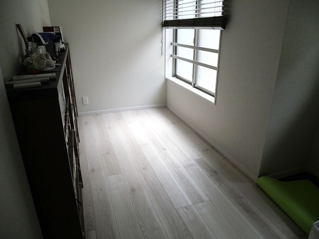 リメイクしたベッドを設置するお部屋