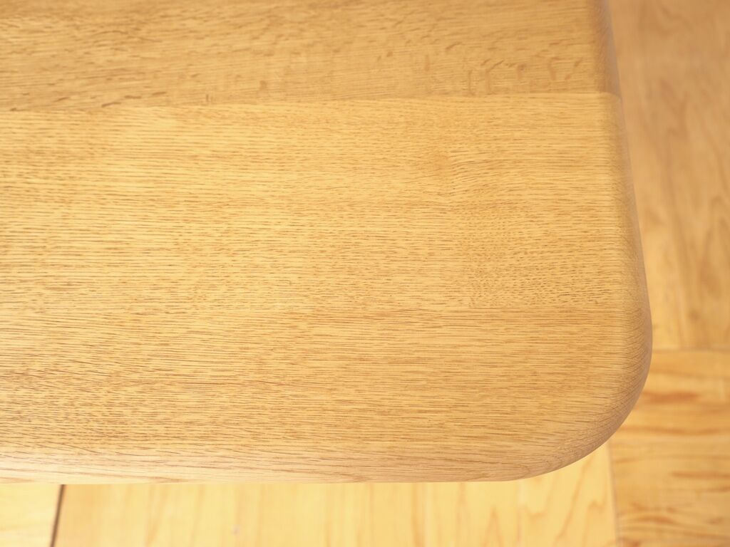 レストアして染み一つなくなった天板