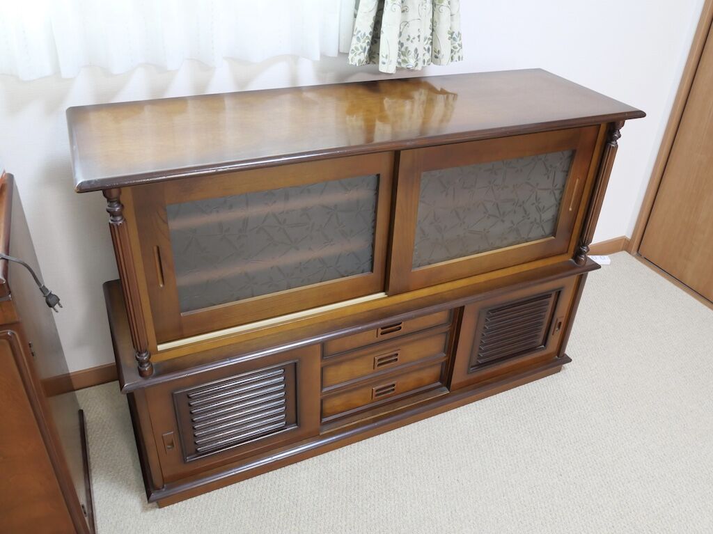 リフォーム後のお客様のお家に納品したテレビ台