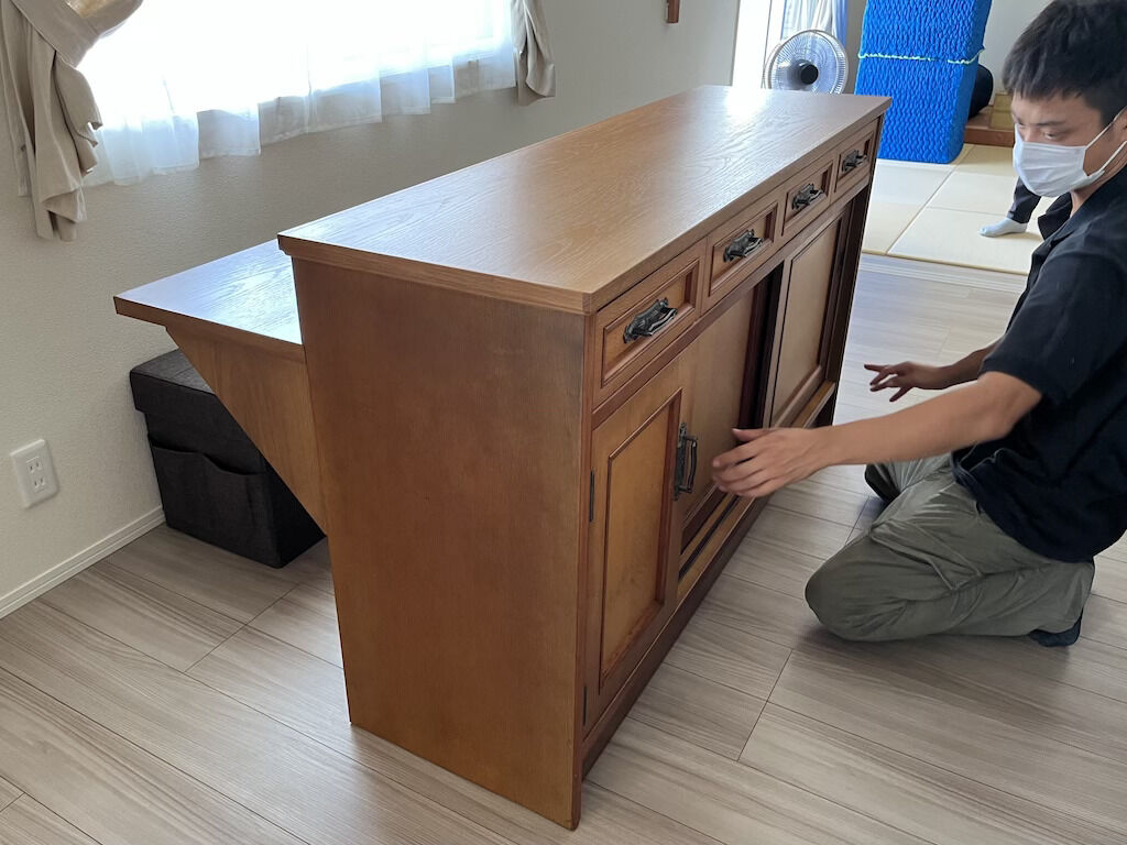 納品時最終チェックする様子