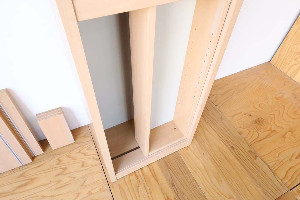 本棚のスライド部分