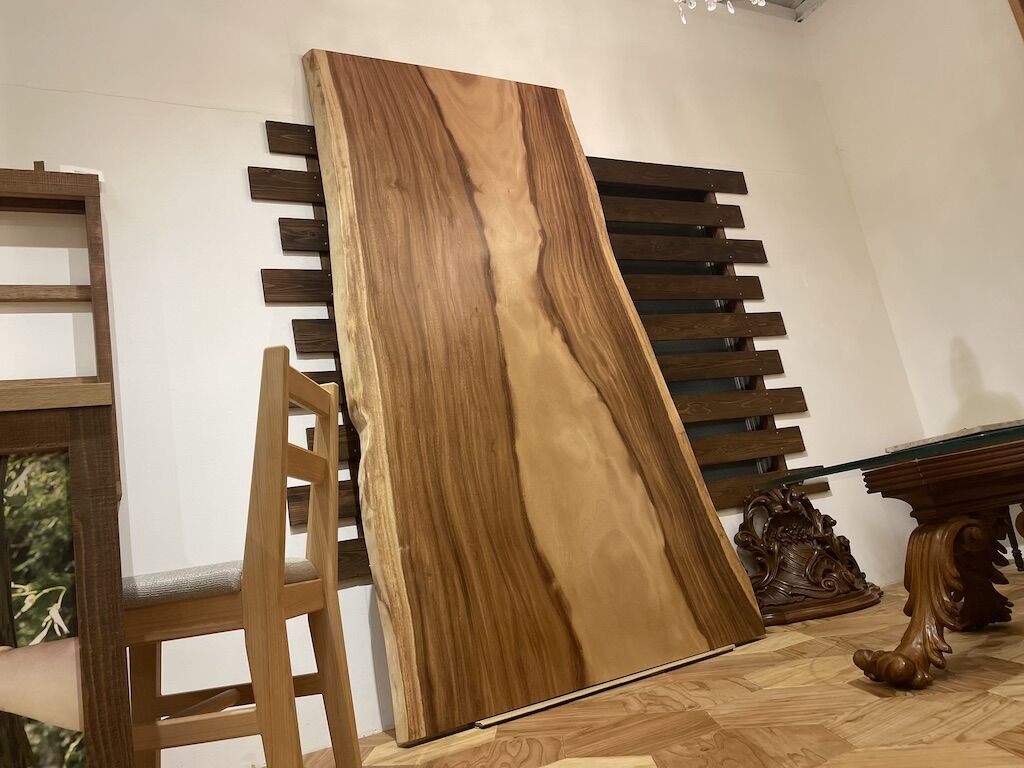 無垢材 モンキーポッド