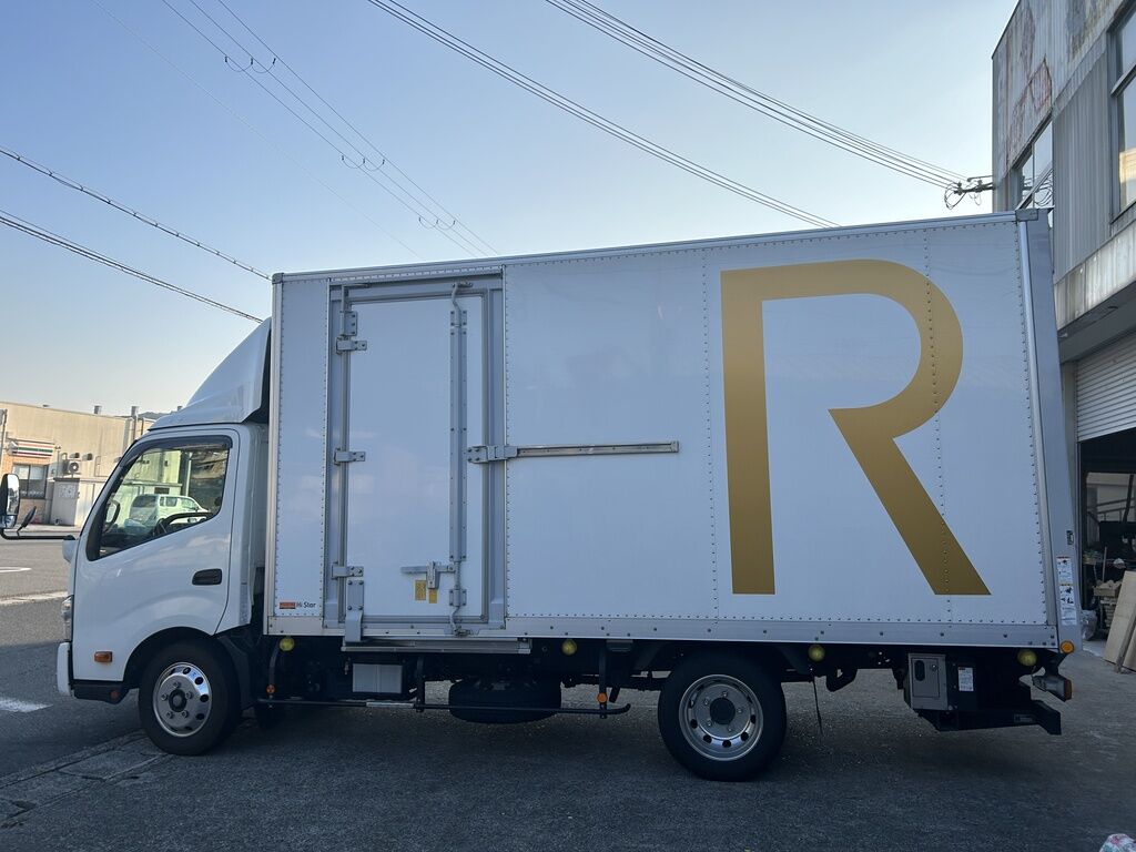 トラック