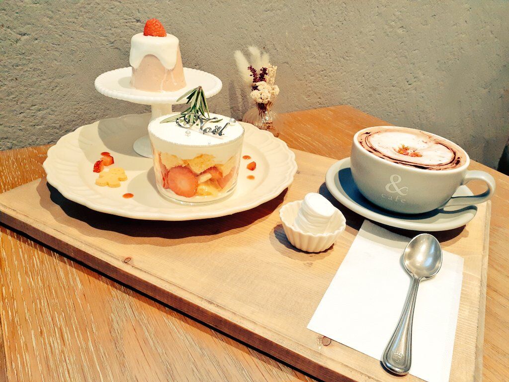 カフェでの食事