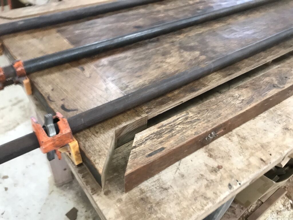 天板リサイズ後も同じような見た目となるように加工