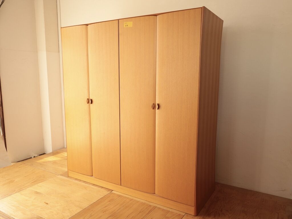 お部屋を丸々一つ使ってしまっていたという婚礼タンス