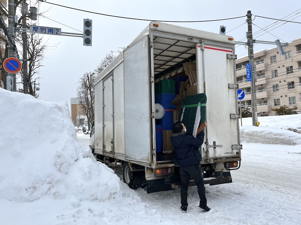 北海道での家具引き取りの様子