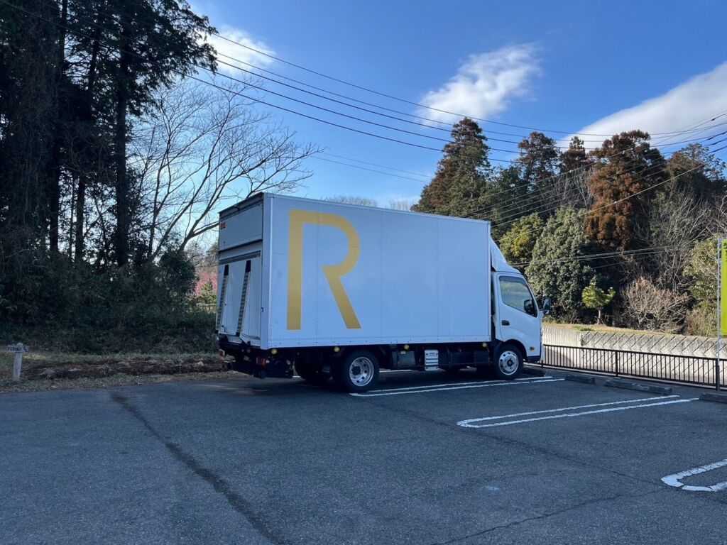 ルーツファクトリートラック
