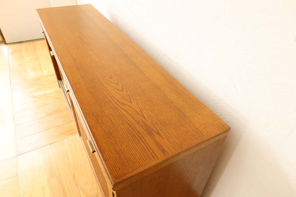 新しく製作した天板は厚みを持たせることで強度をアップ