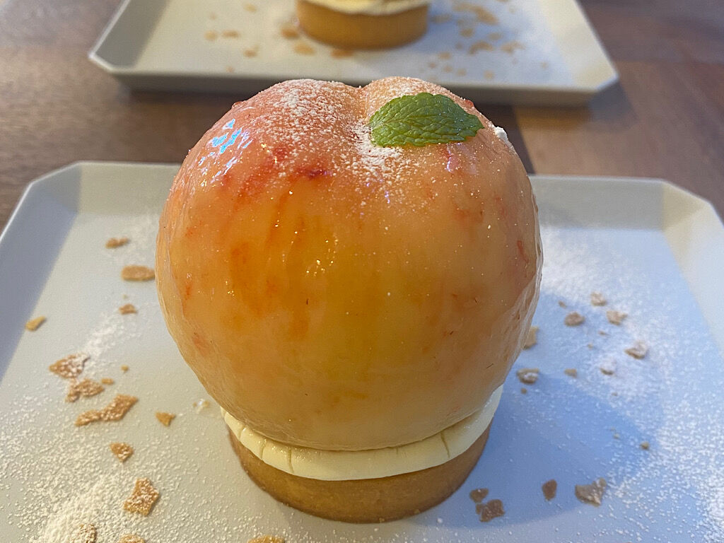 桃のケーキ