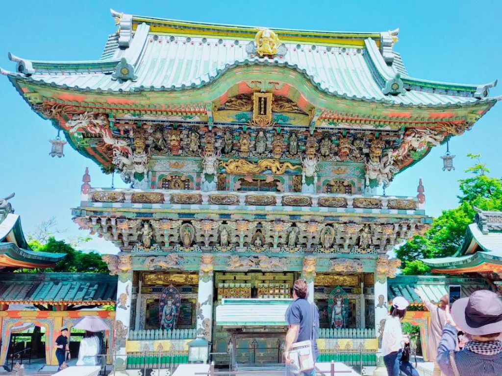 耕三寺孝養門