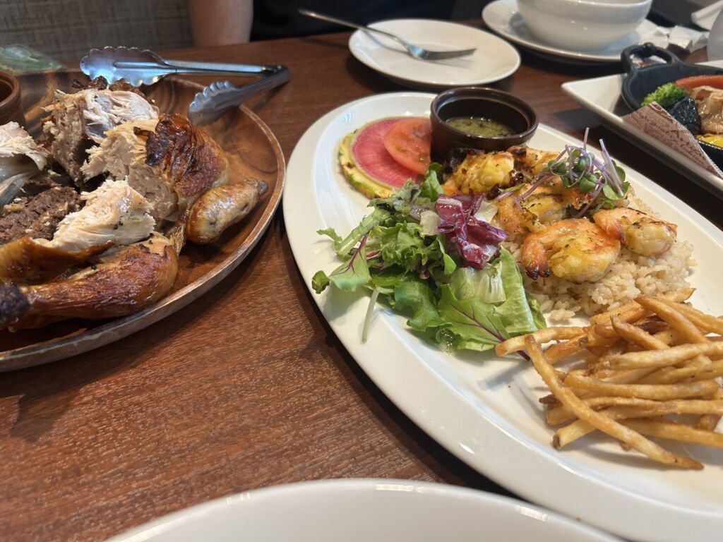 ハワイアンカフェでご飯食べた