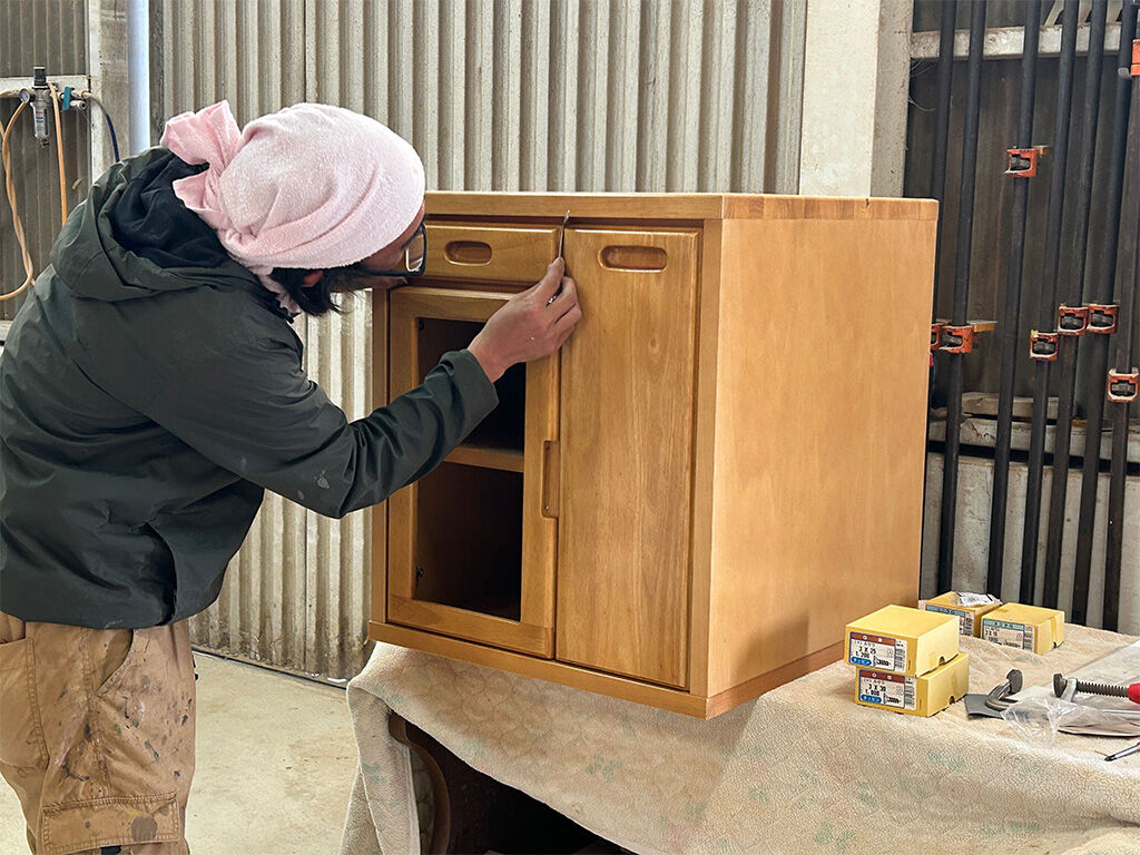 工房でのリメイク作業